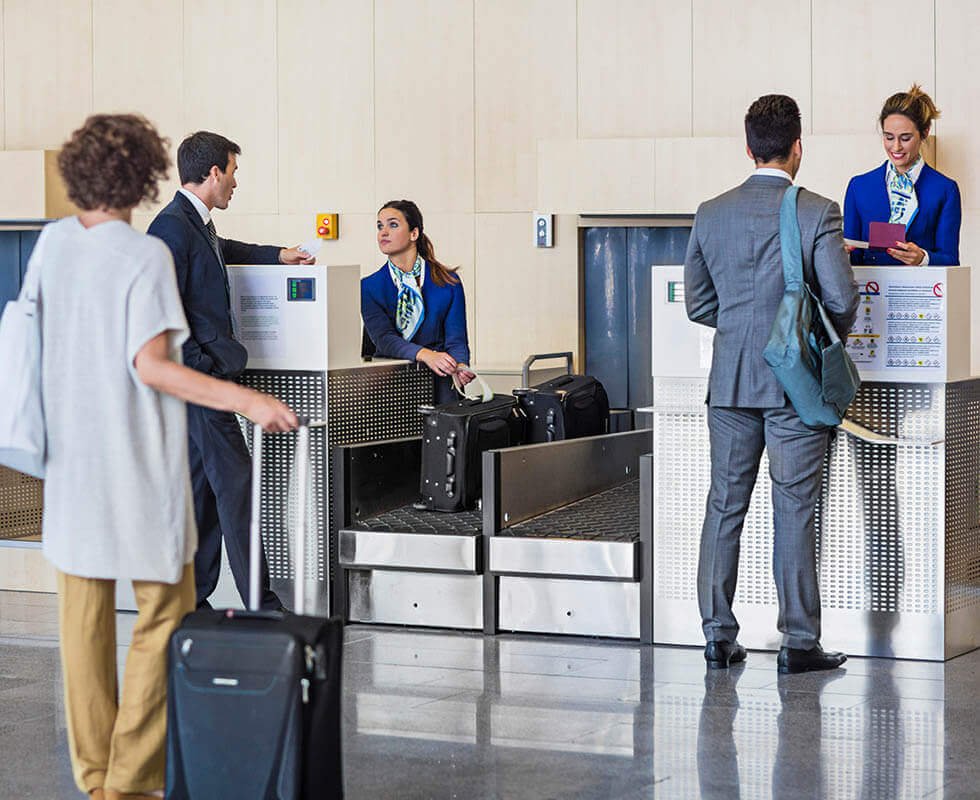 SpiceJet excess baggage charges and extra luggage cost guide for air travelers